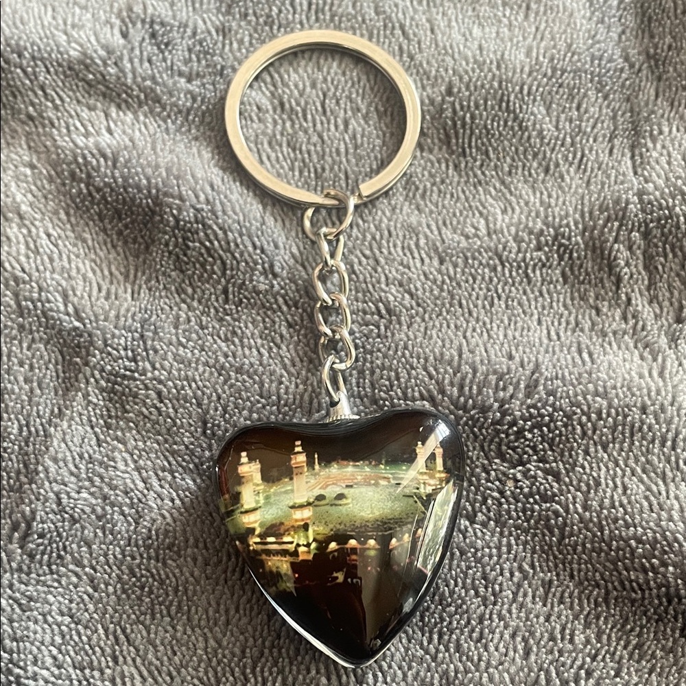 Saudi Arabia scenic view keychain